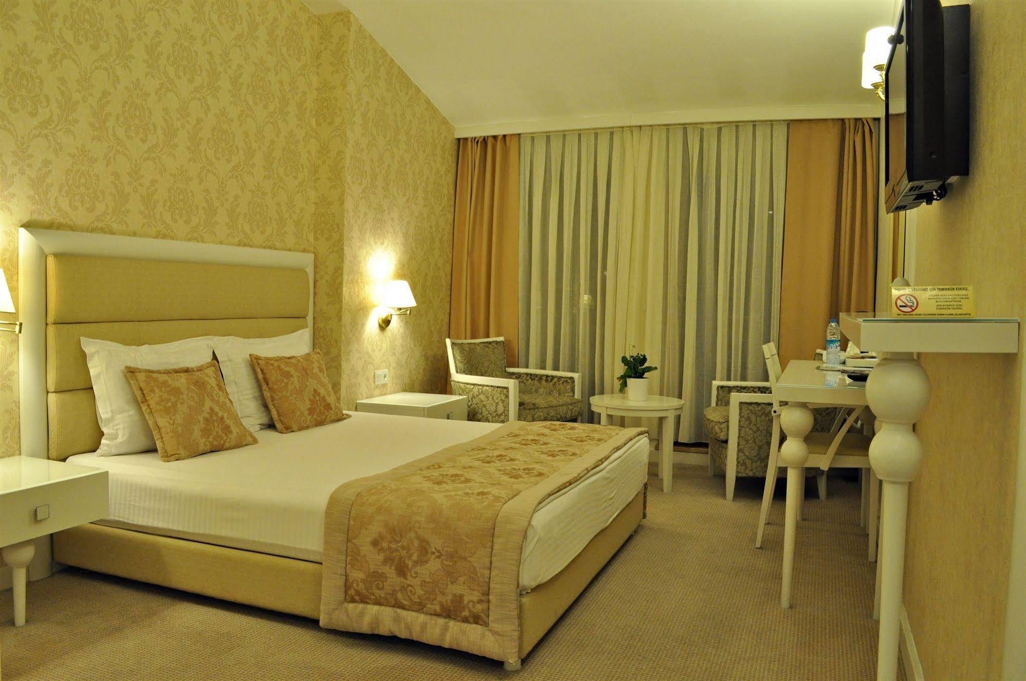 Hotel Edirne Palace Buitenkant foto